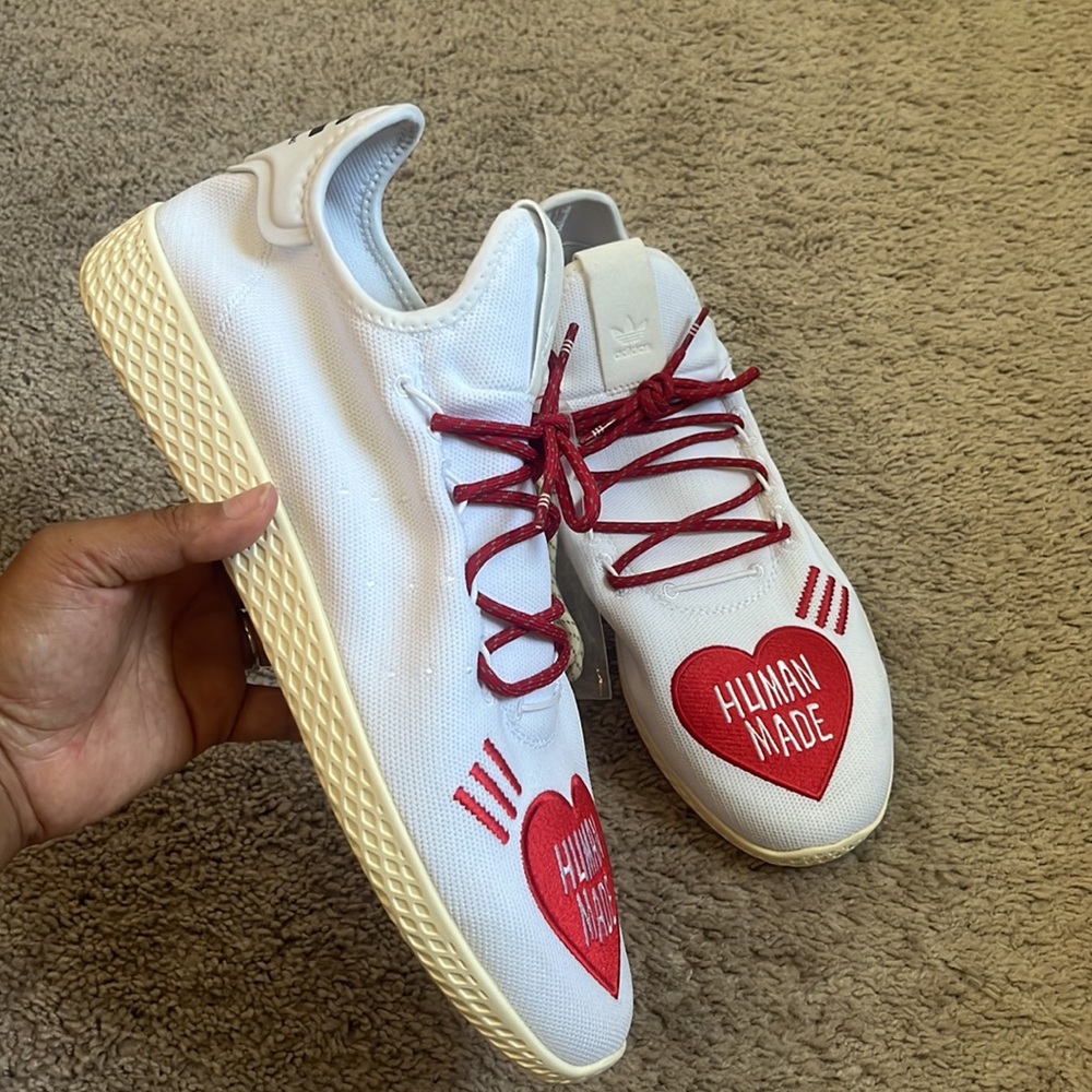 NWT Adidas Originals The Pharrell Hu x Human Made Love Sneakers White Size 13.5